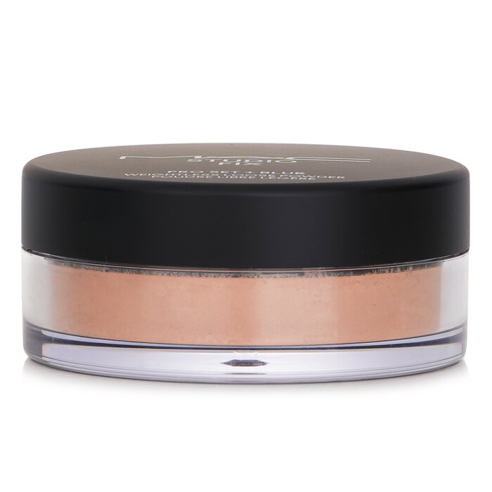 MAC
Studio Fix Pro Set + Blur Weightless Loose Powder